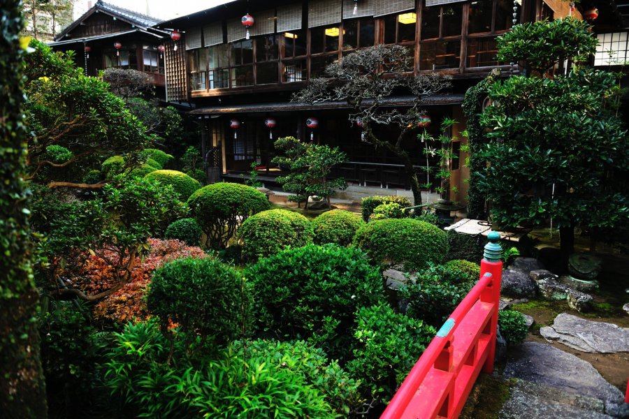 花月山水庭園