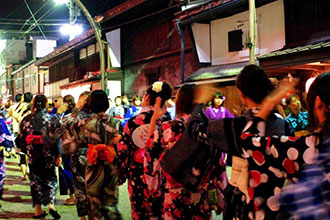 Gujo-Hachiman O-bon Dance Festival