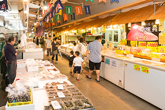 Shimizu Fish Market Kashi no Ichi